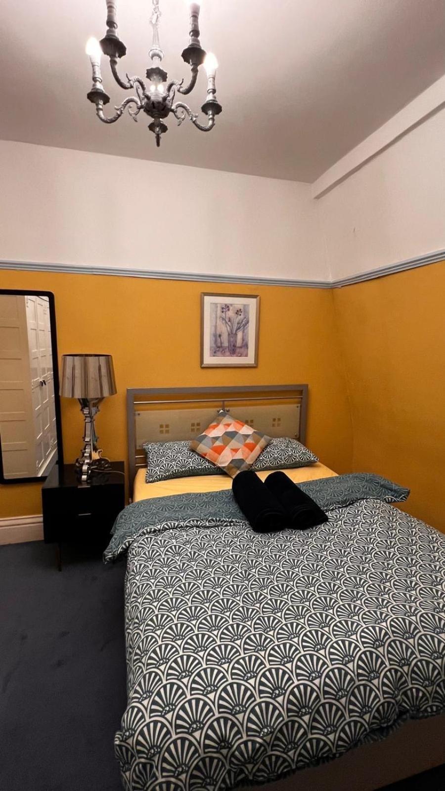 Perfect Location Double In Former Monastery! Homestay