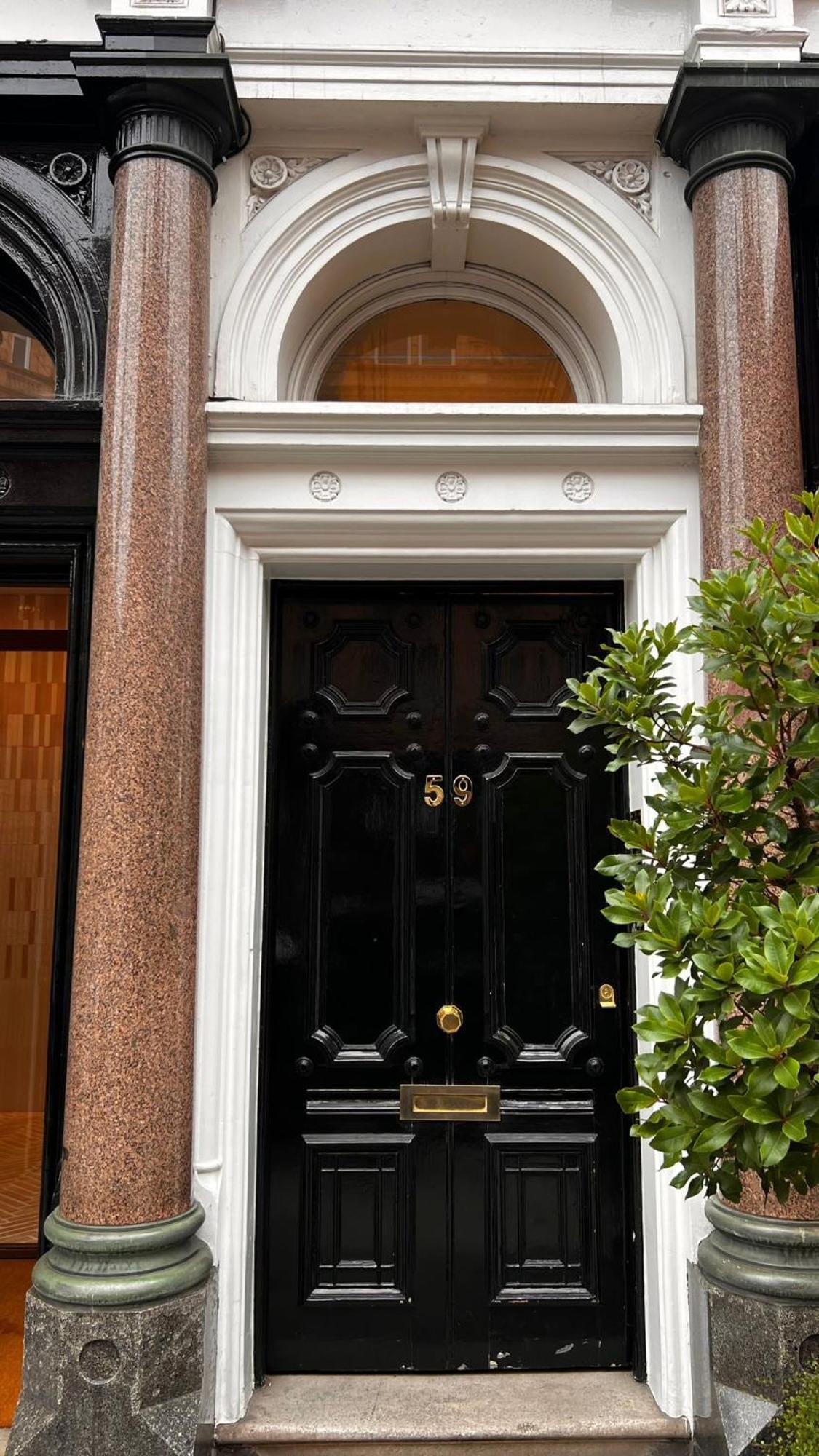 Perfect Location Double In Former Monastery!
